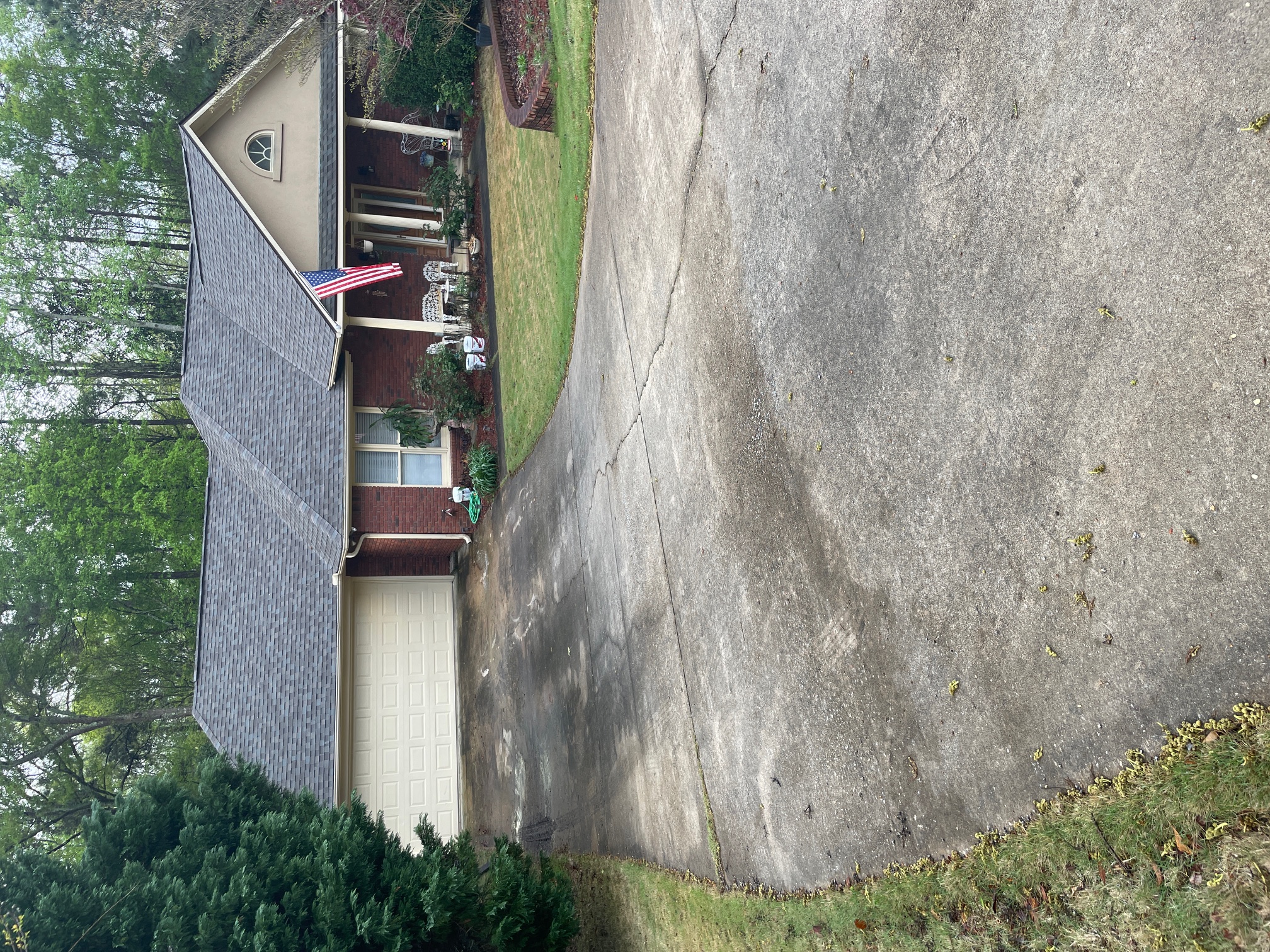 Amazing driveway washing completed in Phenix City, AL
